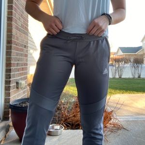 Women’s Adidas training pants Medium